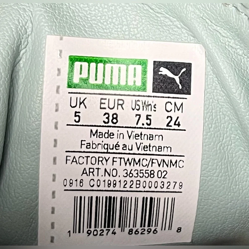 PUMA - Women's Mint Green Leather Basket Platform Sneakers Size 7.5 Shoes Unisex